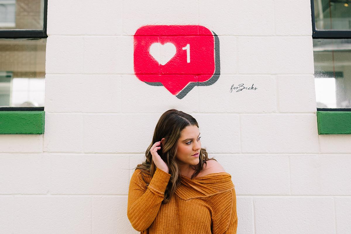 Священник нашел причину неудовлетворенности своих современников реальной жизнью