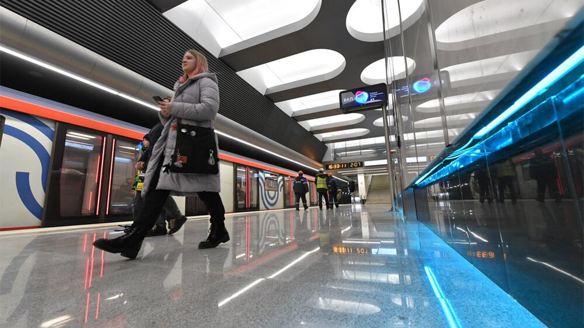 Москвичам рекомендовали пользоваться метро из-за дождя с грозой