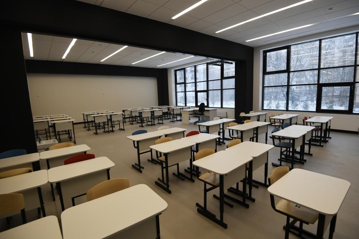 Школьницы всемером напали на одну сверстницу и жестоко избили ее под Москвой