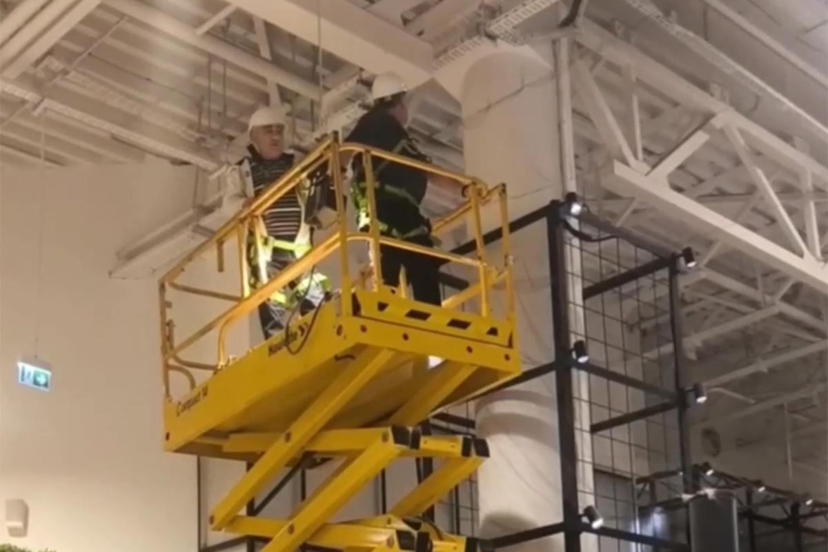 Прокуратура заинтересовалась «Авиапарком» из-за сеток против птиц