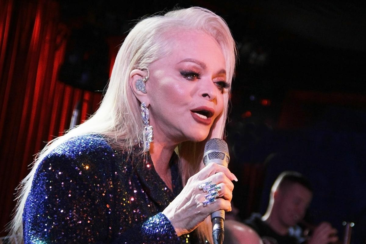 Мошенники начали продавать шестичасовую запись разговора с Долиной