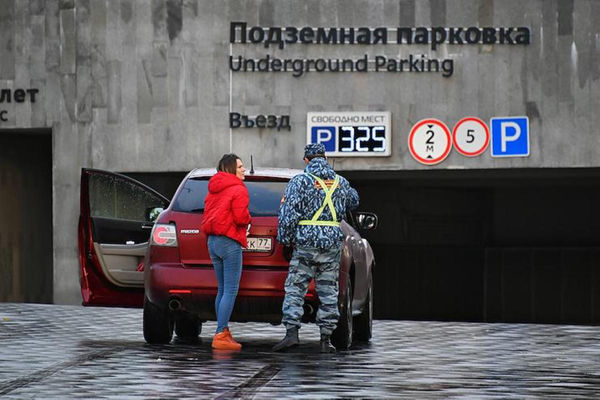 В Москве с подземной парковки на сутки угнали Maserati - Мослента