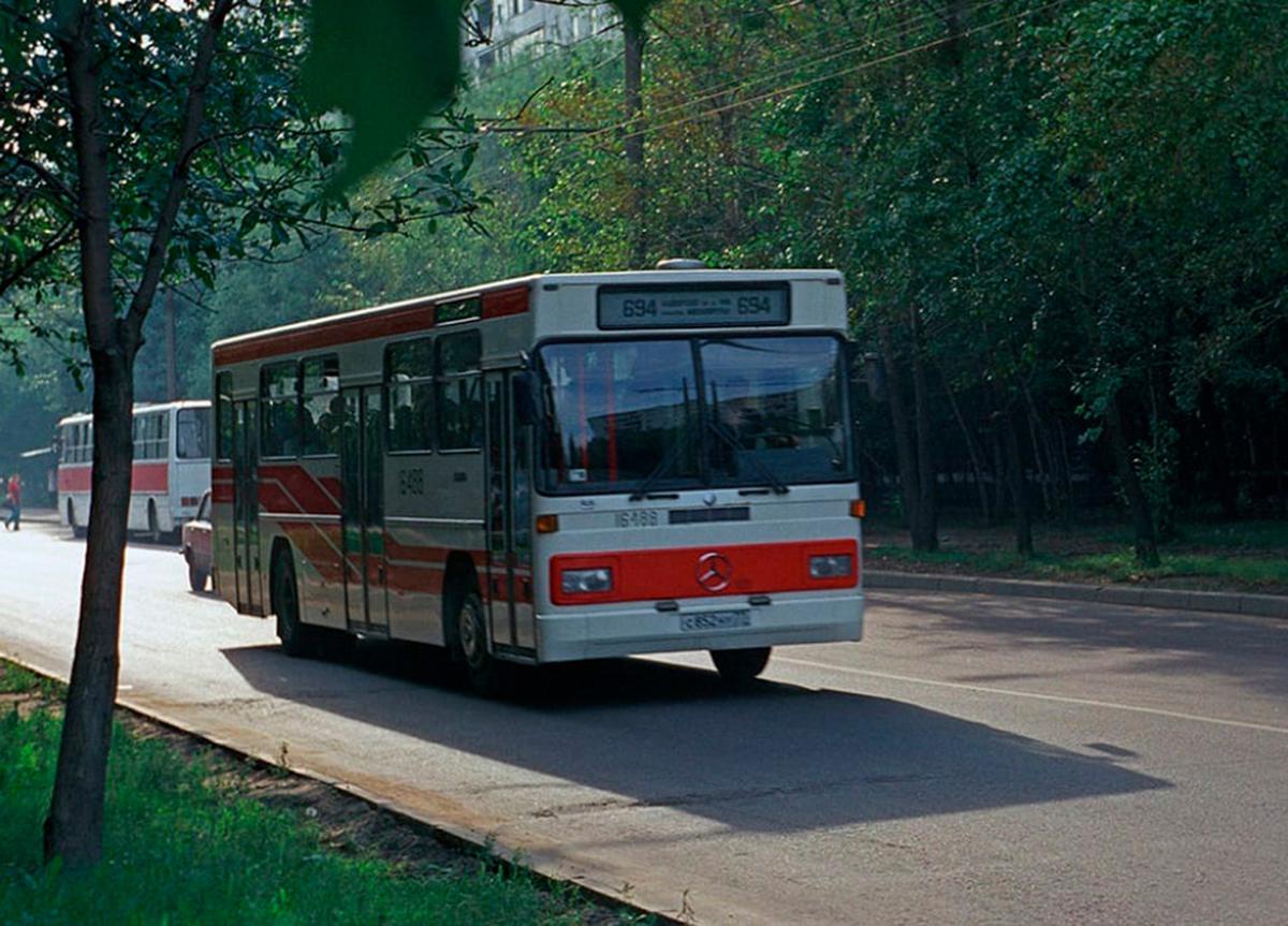 Старые московские автобусы Mercedes восхитили россиян - Мослента