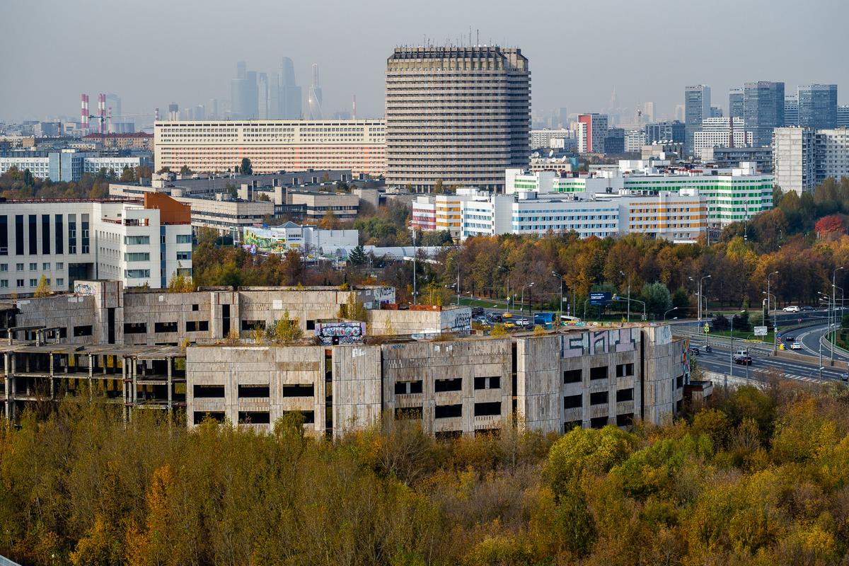 Раскрыта история дома в виде буквы «С» в Москве - Мослента