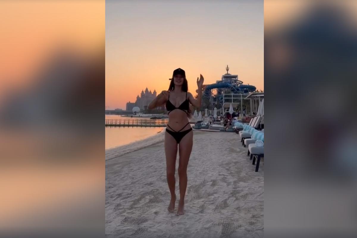 Видео: TikTok удалил откровенный танец Алины Загитовой в сексапильном бикини
