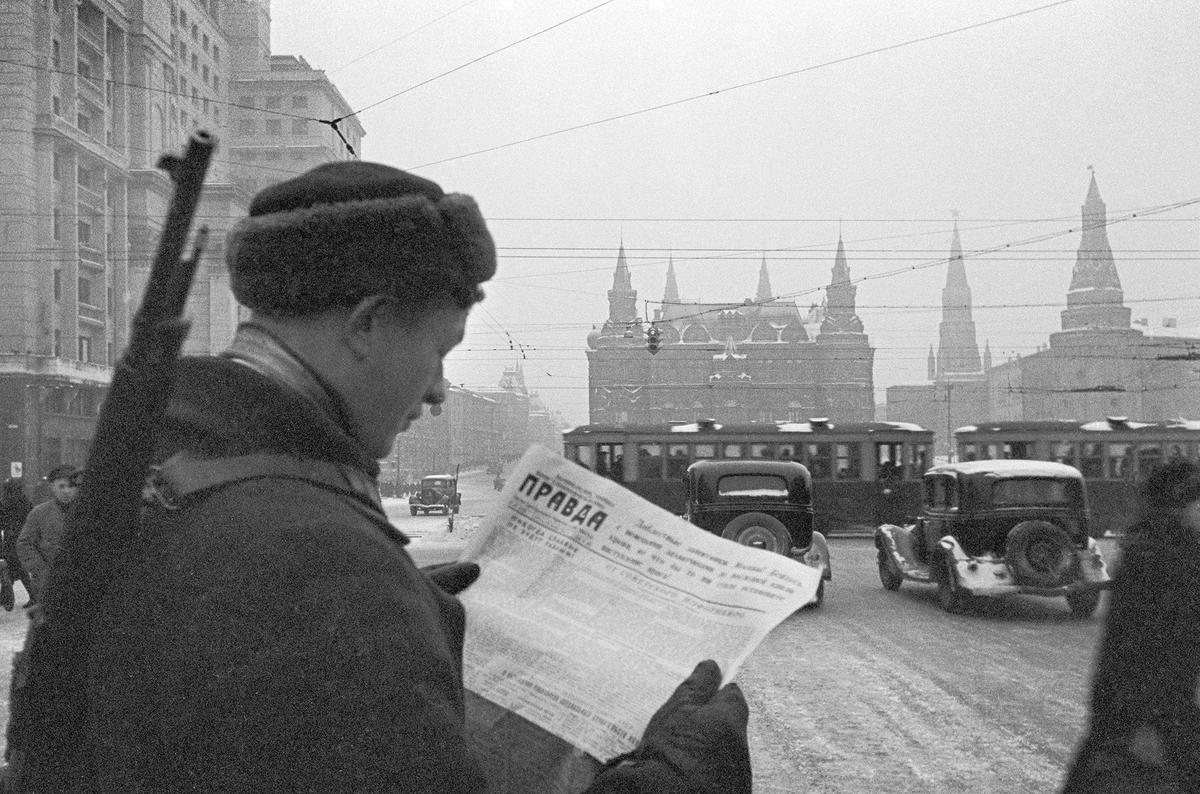 Немец взял меня на руки, и мама закричала». В 1941-м они были детьми. Чем  запомнились им страшные военные времена? - Мослента