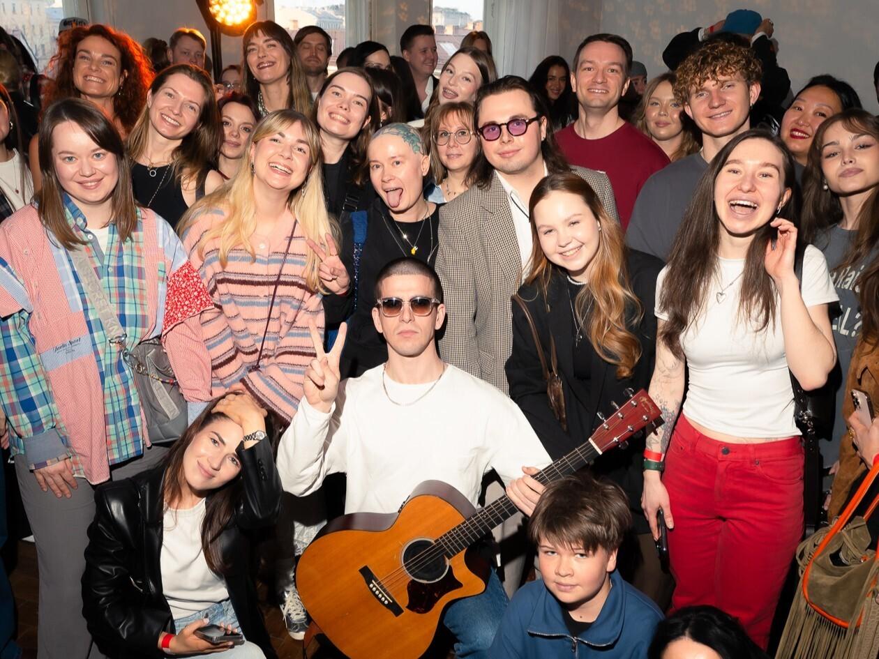 В Петербурге прошел квартирник «Пикника Афиши»