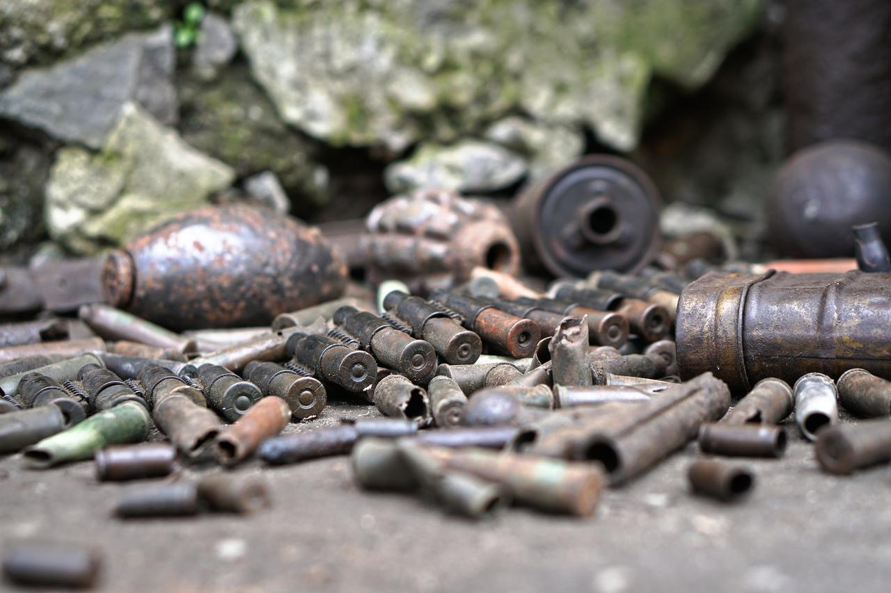 В подмосковном коттедже обнаружили снаряды времен ВОВ