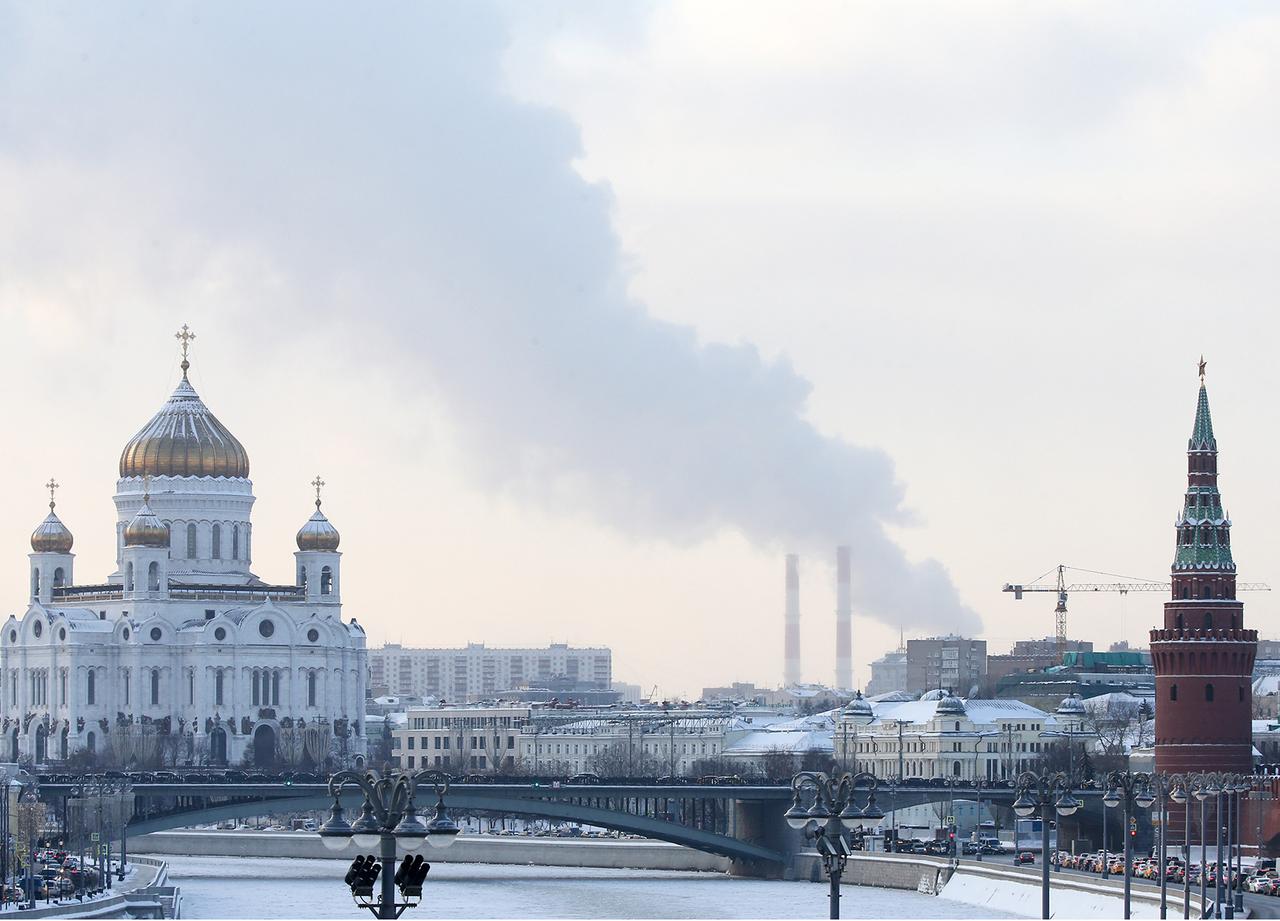 Москвичам пообещали похолодание и небольшой снег