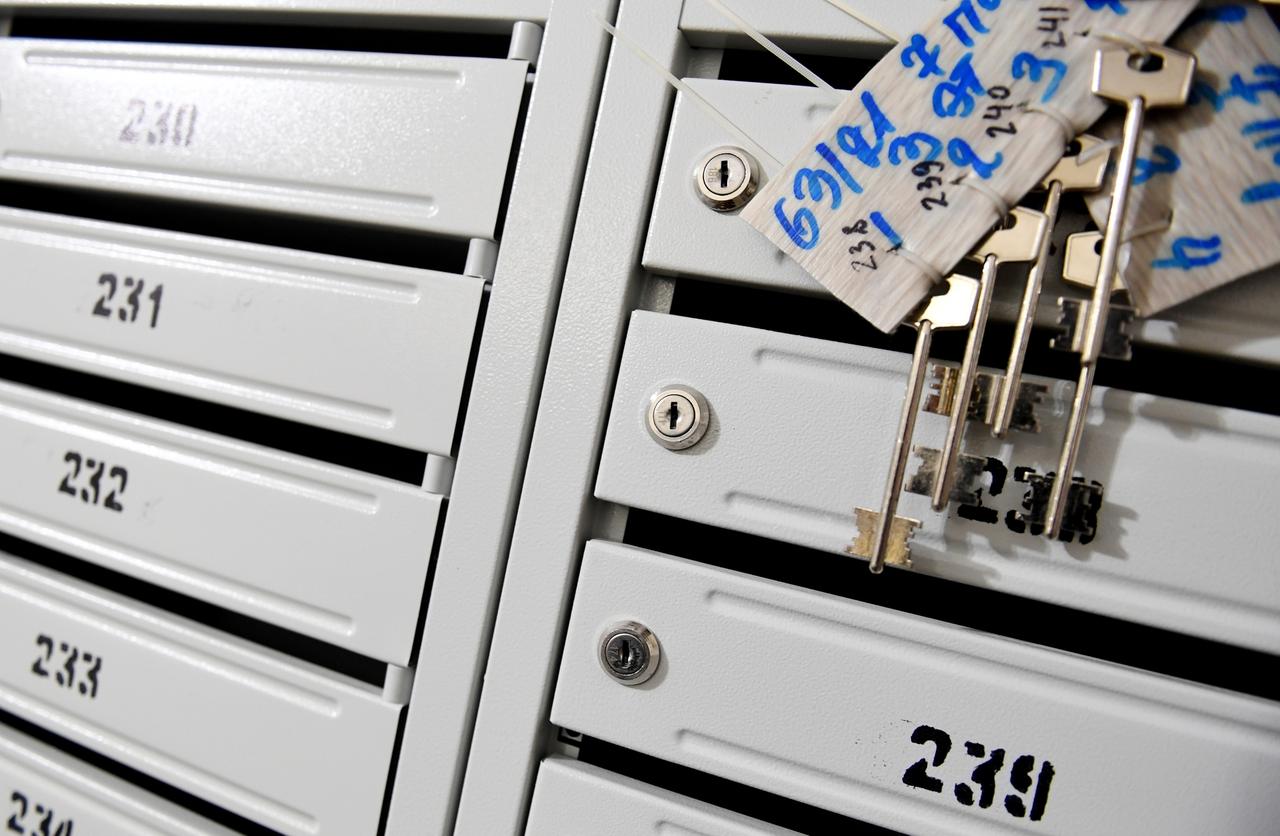 Мошенники вынудили москвичку продать квартиру и отдать им деньги