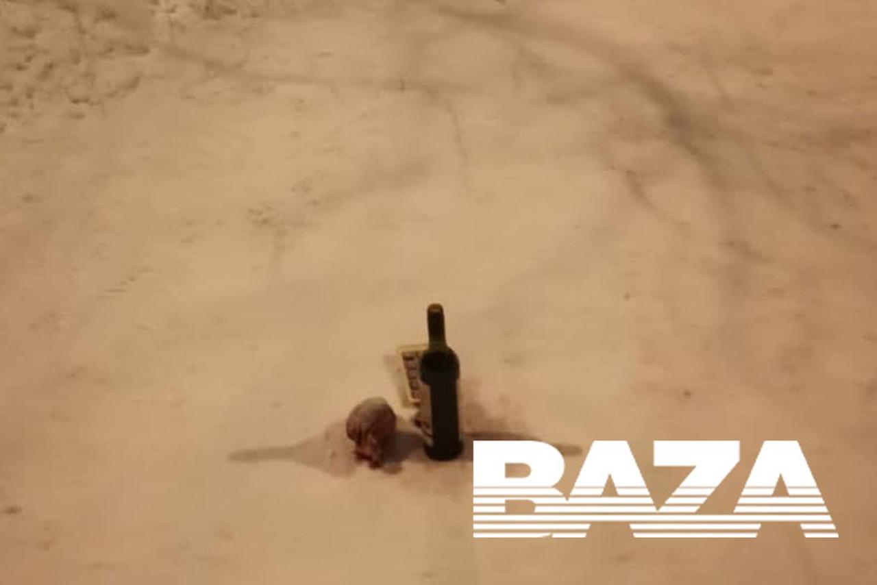 В московском парке заметили странную инсталляцию с окровавленным сердцем