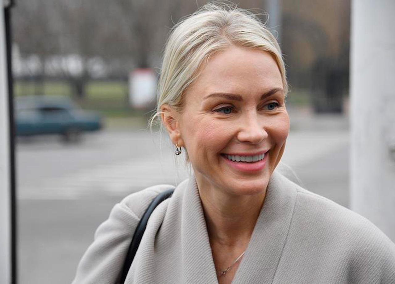 Домработница украла у известной телеведущей серьги за несколько миллионов рублей