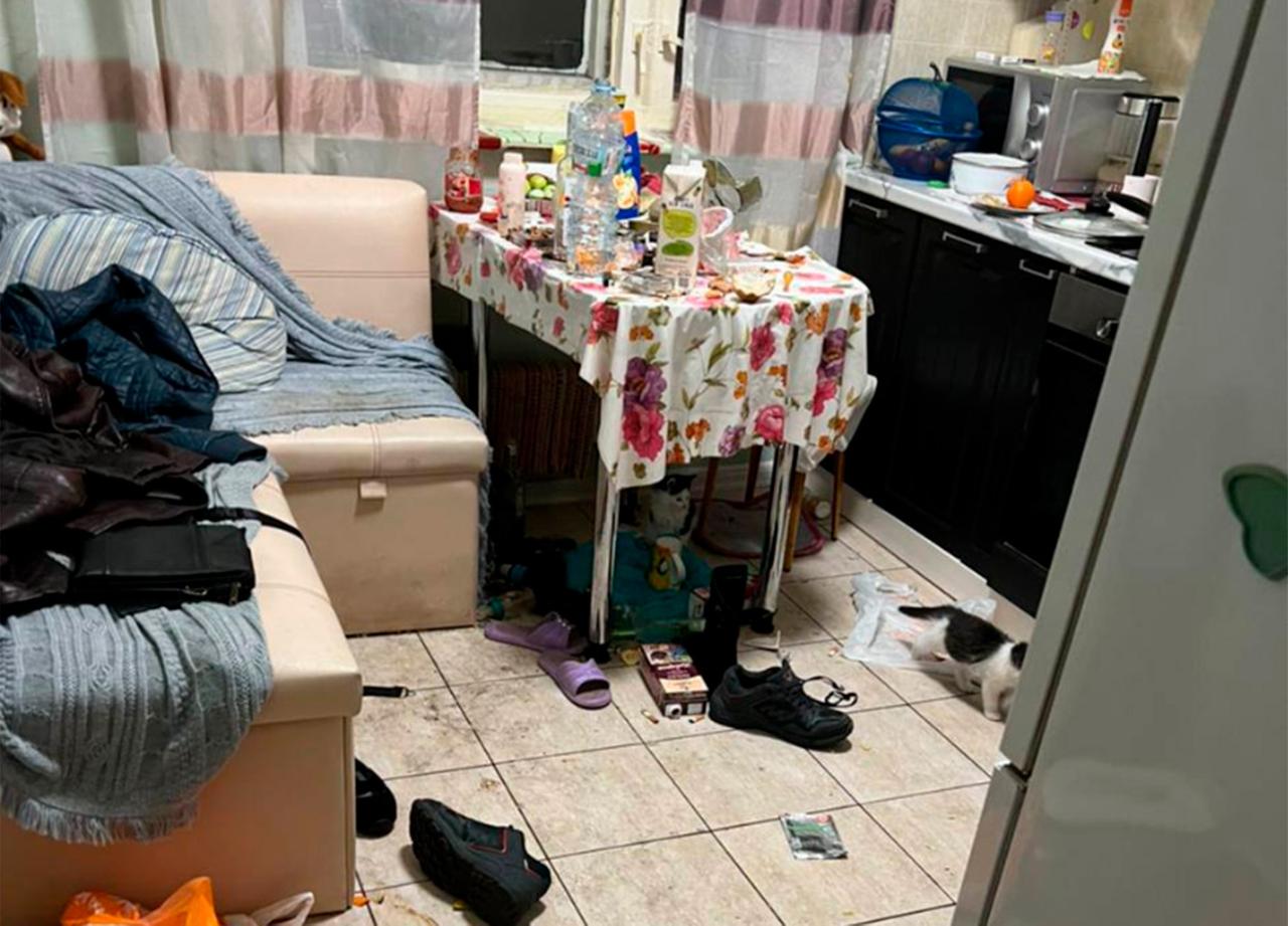 В заваленной мусором московской квартире нашли голодных младенцев-близнецов