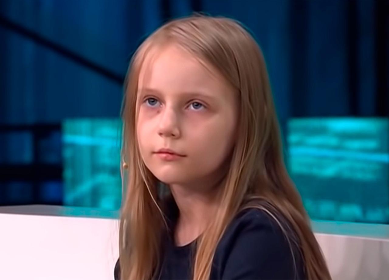 Заслуженный учитель отреагировал на оценку профессионализма Алисы Тепляковой