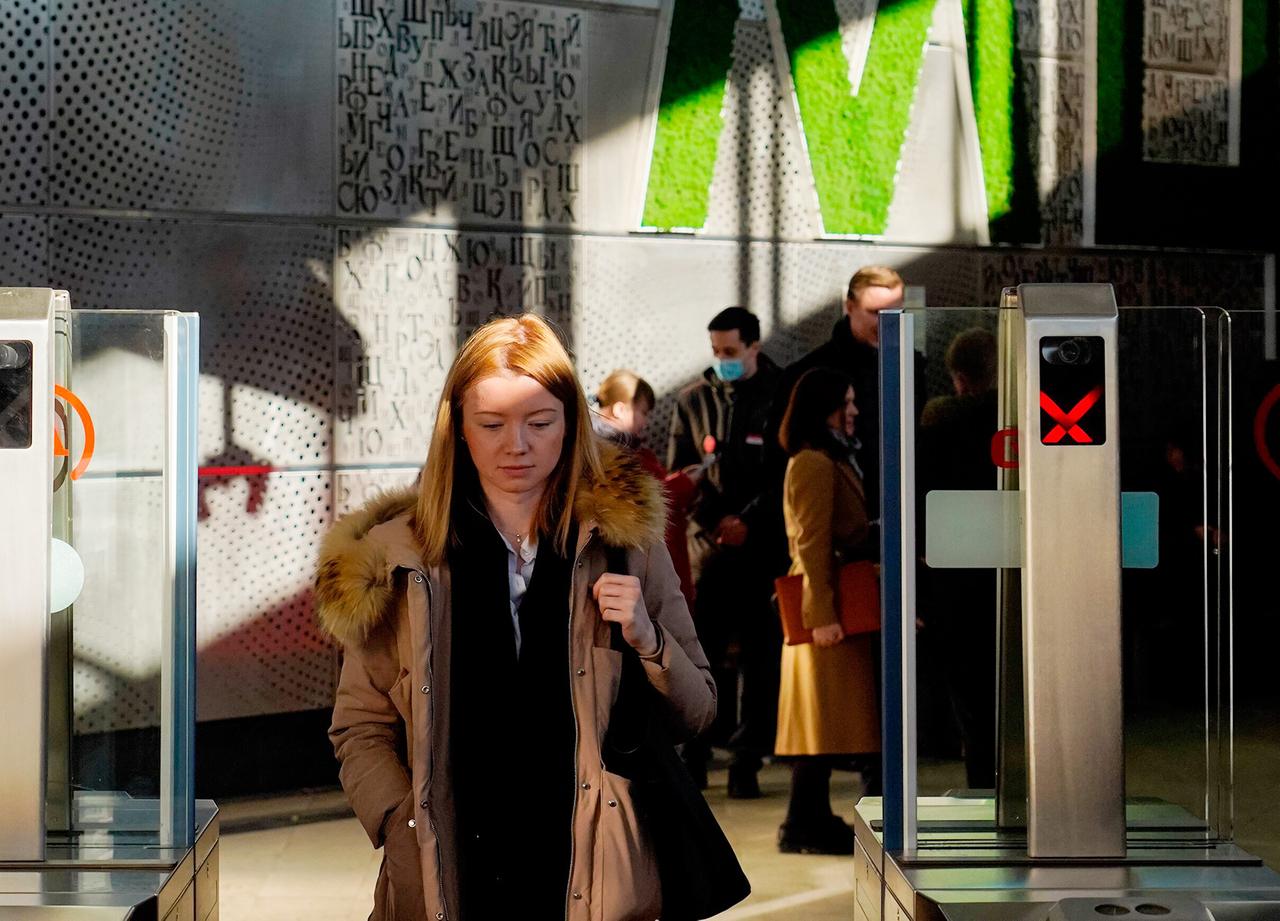 Вирусолог оценил риски роста заболеваемости после отмены масок