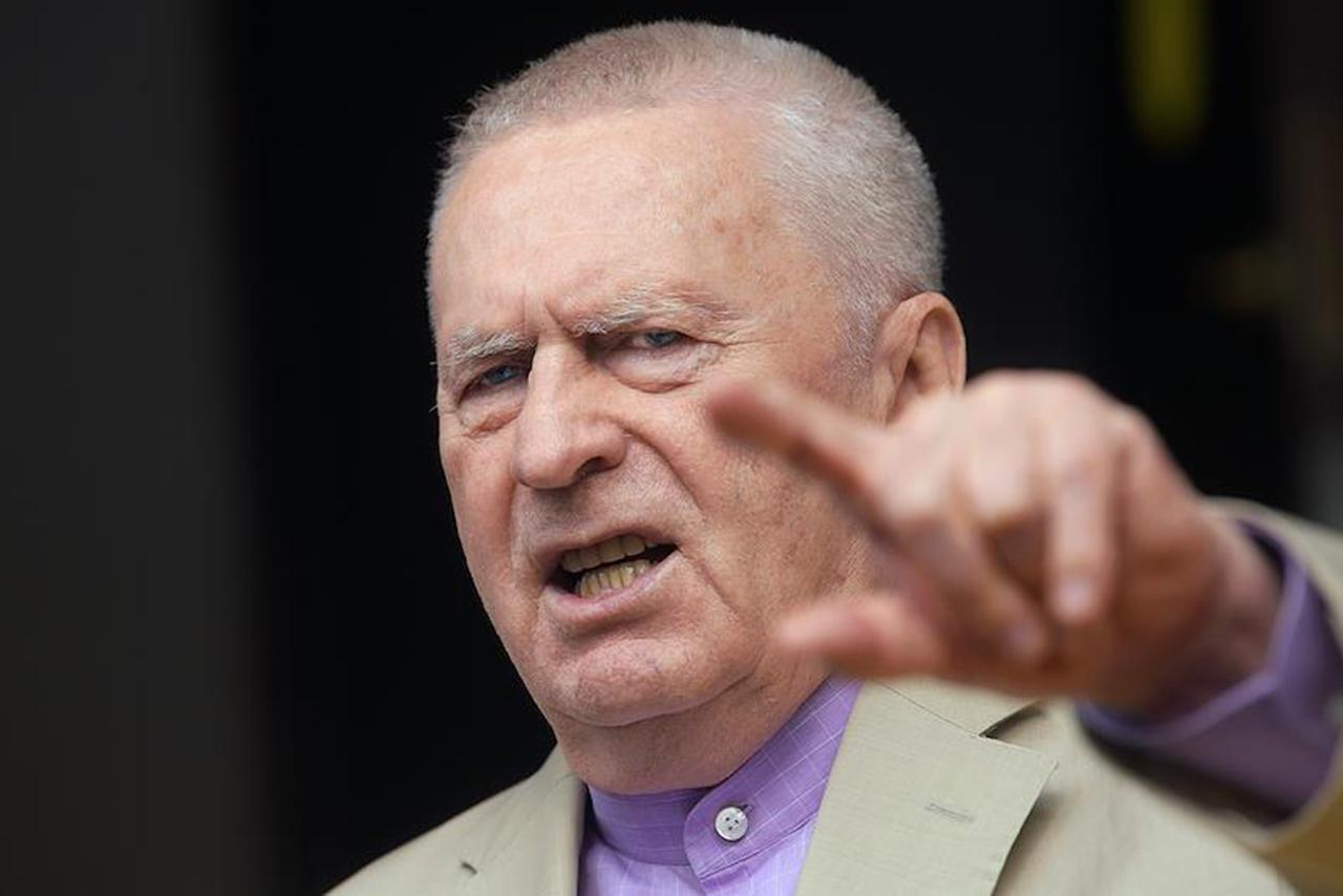 Сын Жириновского не подтвердил информацию о смерти отца