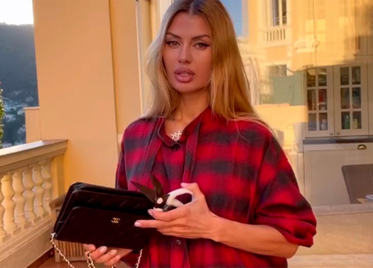 Телеведущая Виктория Боня поддержала флешмоб по разрезанию сумок Chanel