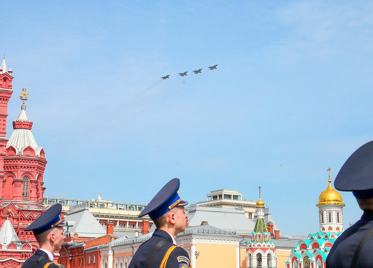 Синоптик оценил возможность проведения воздушной части парада в Москве