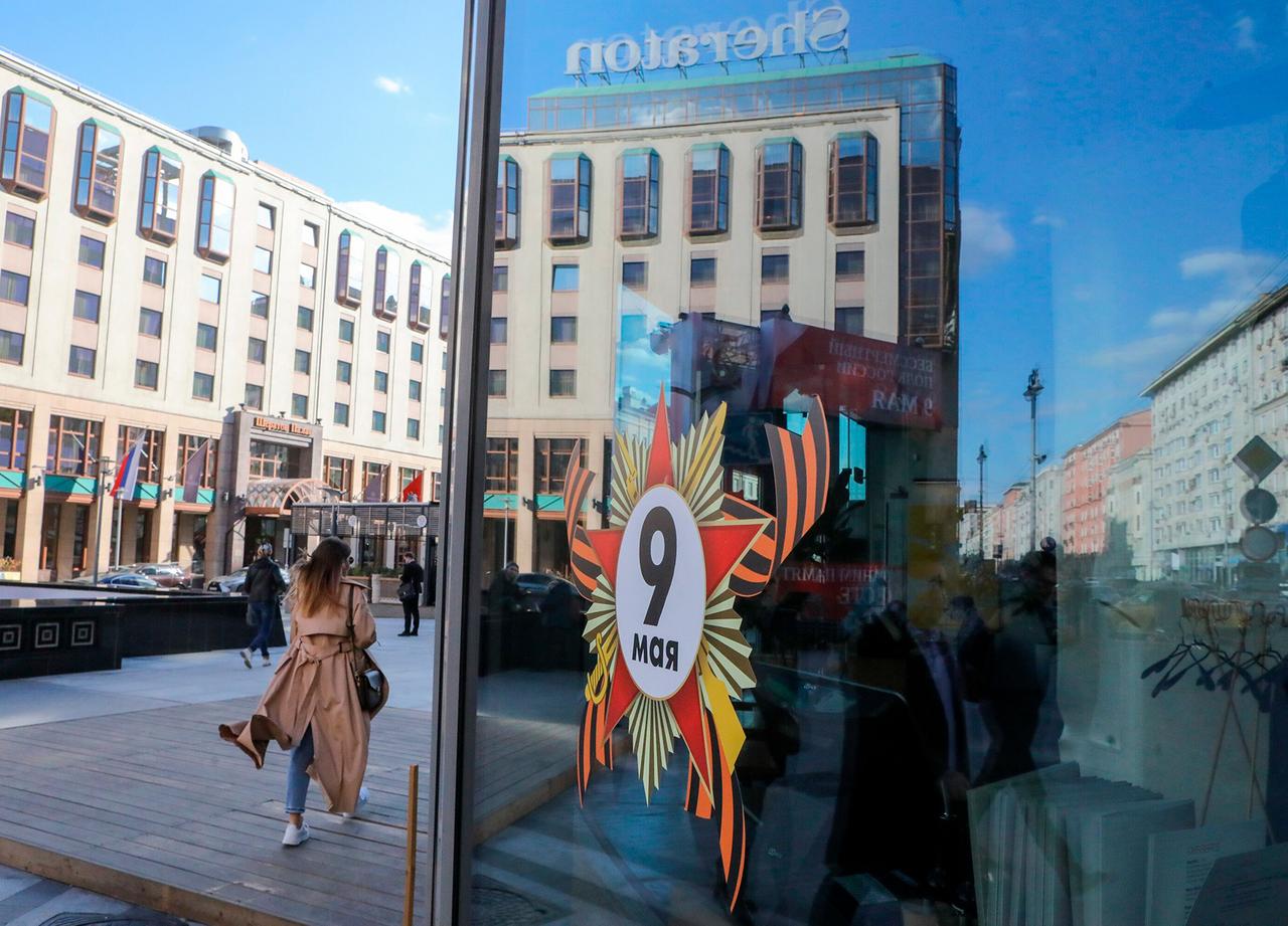 Работу нескольких станций метро в Москве ограничили из-за парада Победы