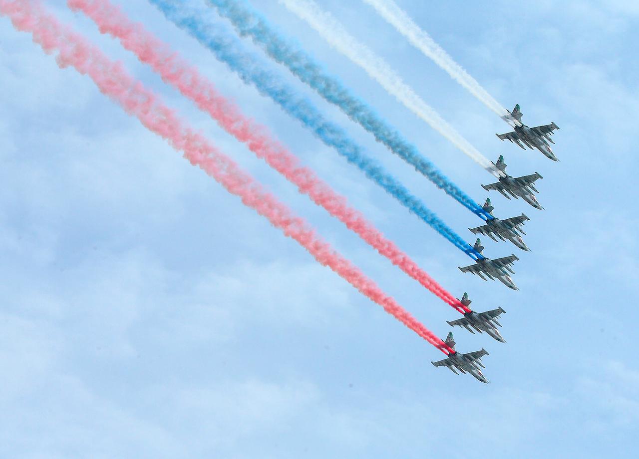 В Москве отменили воздушную часть парада