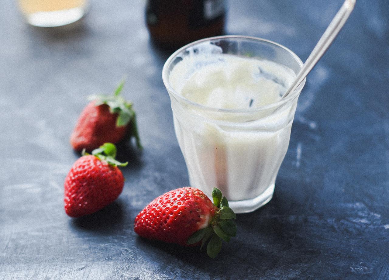 Диетолог дала советы по выбору полезного йогурта