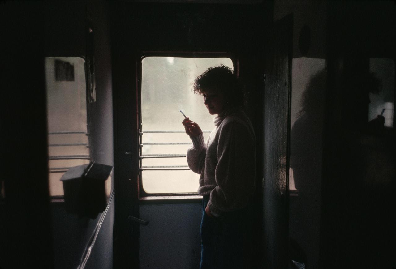 Москвичи поспорили о количестве курящих женщин в 1980-е годы