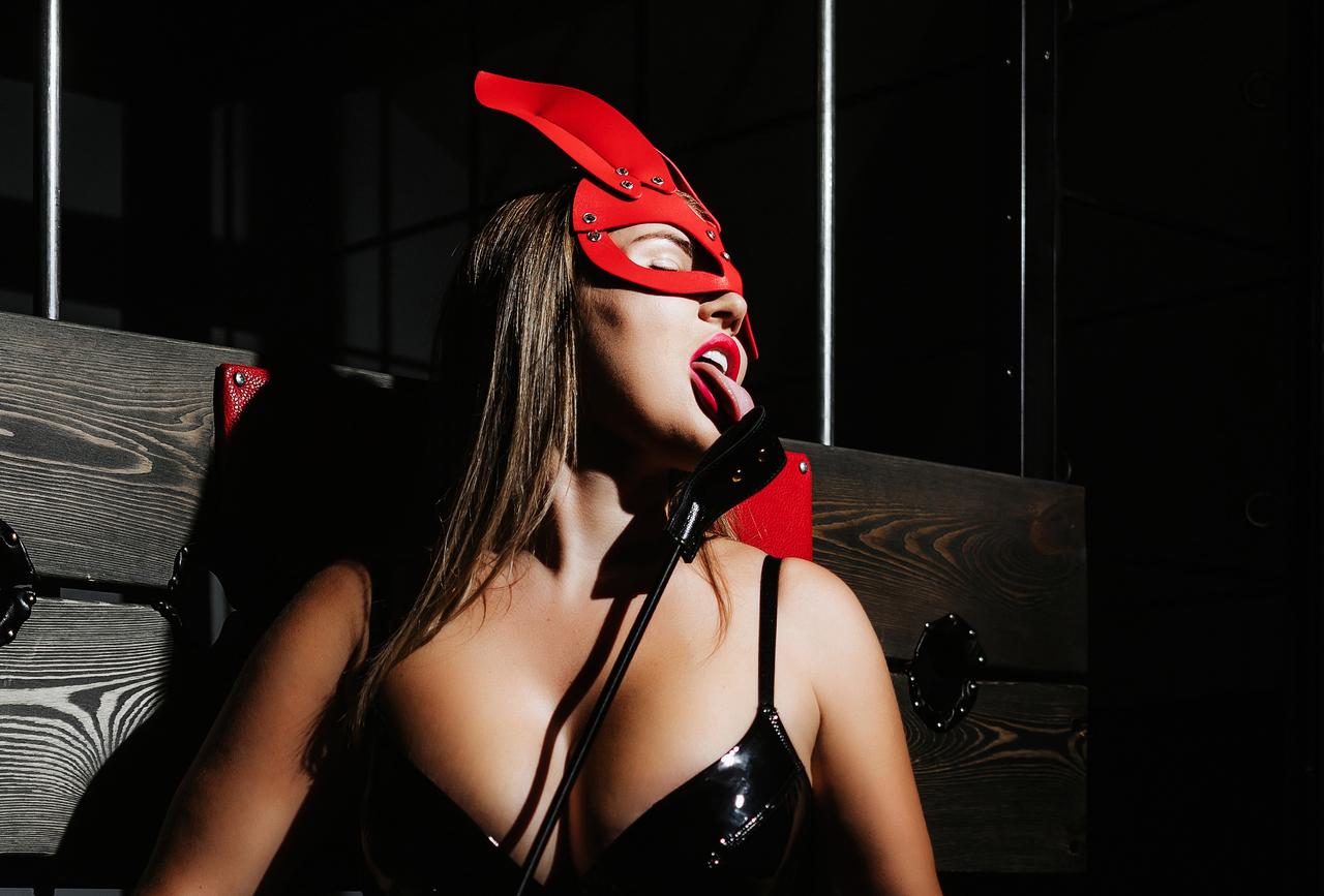 Названы различия московских и западных секс-вечеринок