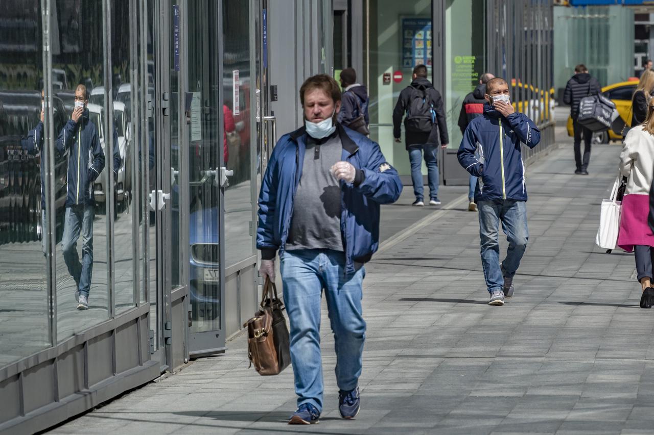 Доктор Мясников заявил о «конце начала» коронавируса