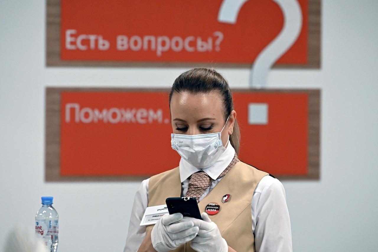 Специалисты центров госуслуг упростили ориентацию в московских поликлиниках