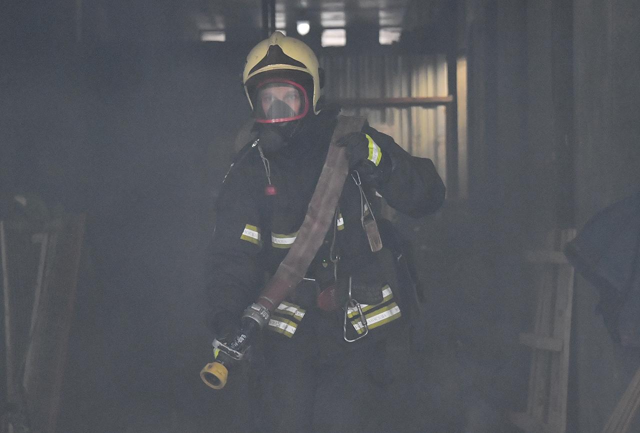 В МЧС прокомментировали информацию о пострадавших в пожаре в Москве