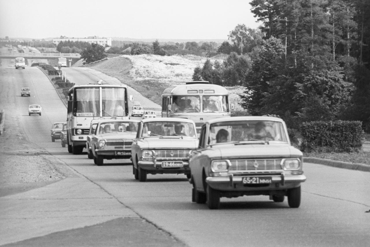 Москвичи удивились загруженности МКАД в 1980-х