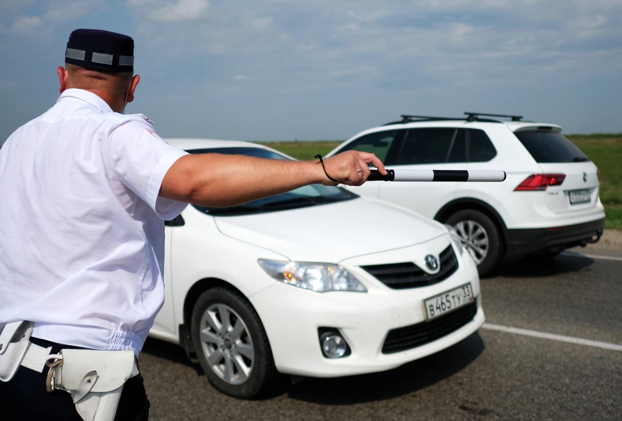 Россиянам напомнили о введении уголовного преследования за вождение без прав