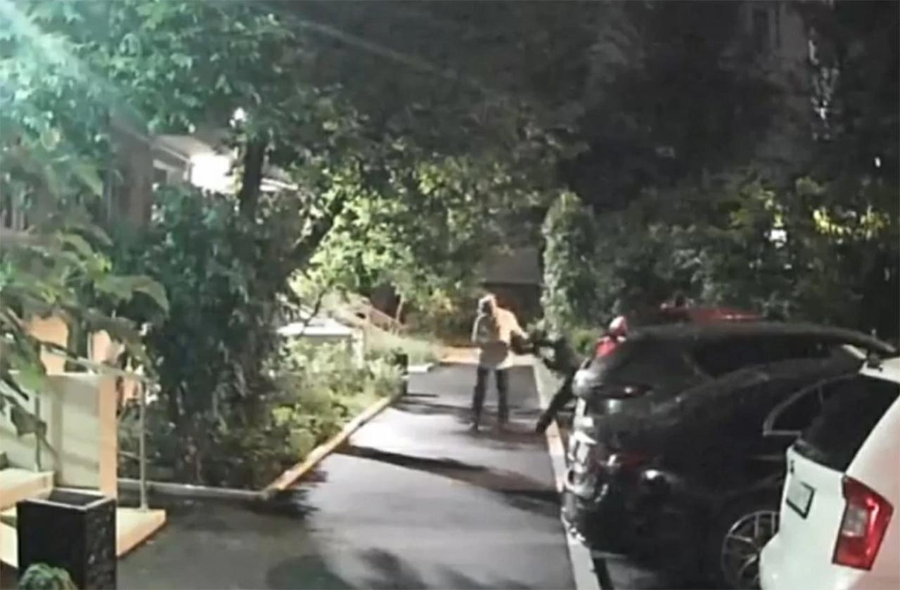 В Москве грабители избили пенсионера 