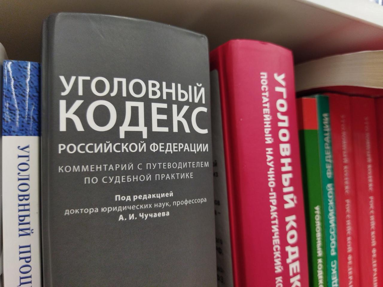 Серийный похититель бензина в Москве сливал его из припаркованных машин
