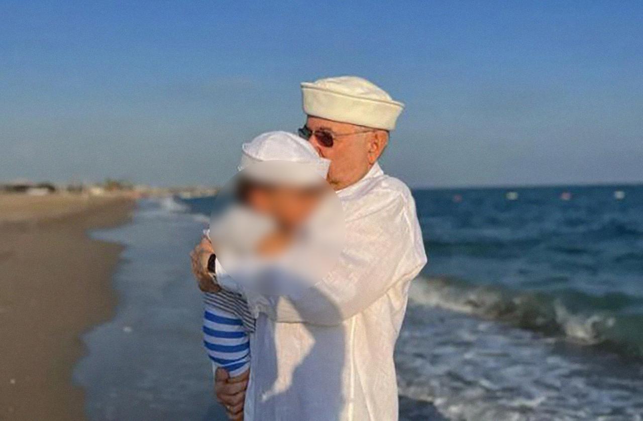 Фото Петросяна с двухлетним сыном тронуло пользователей сети