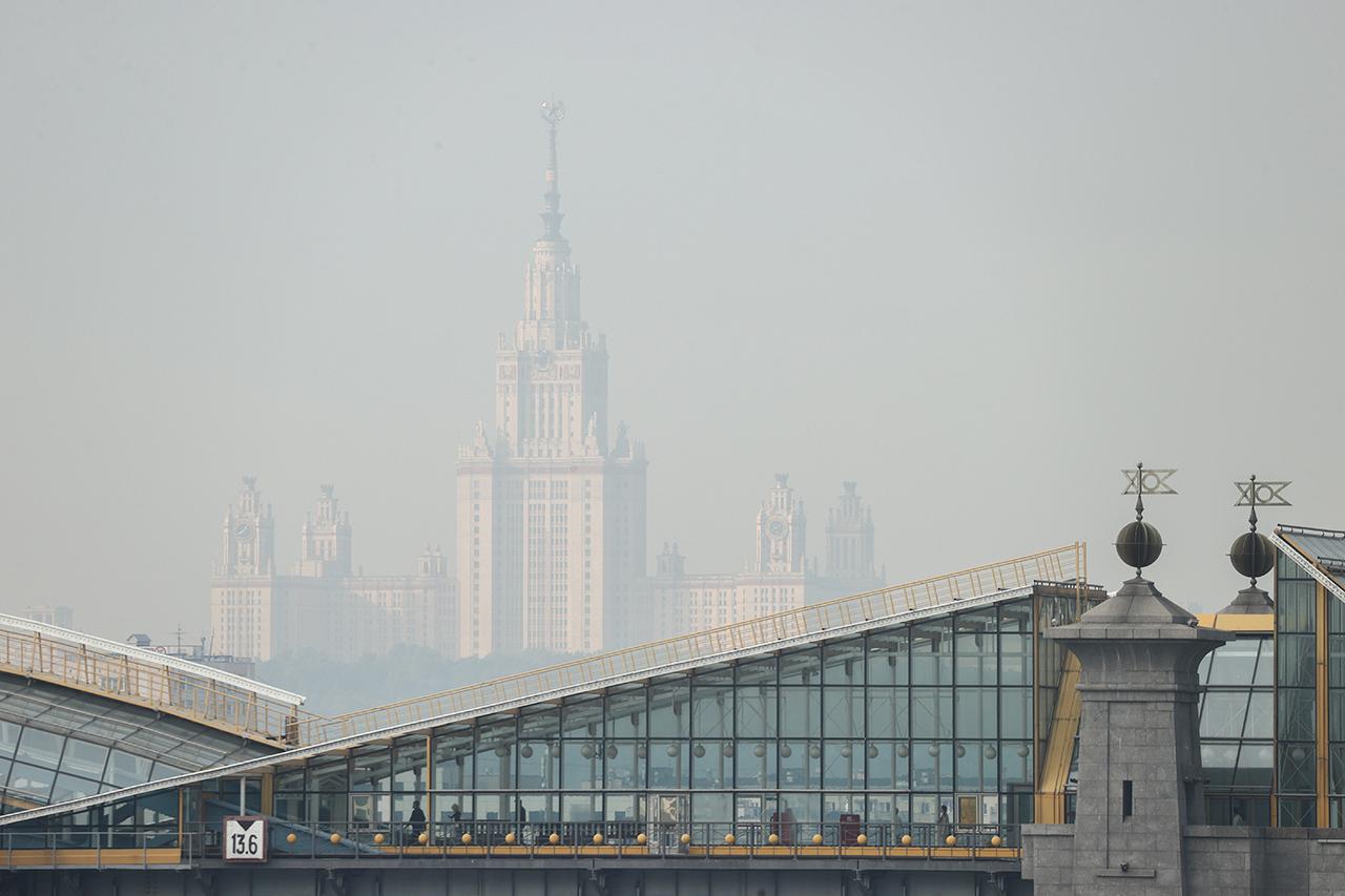 Москвичей предупредили об ухудшении экообстановки из-за смога