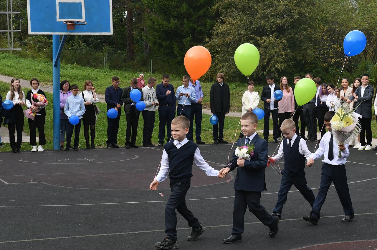 Психолог дал советы родителям по общению с детьми перед началом учебного года