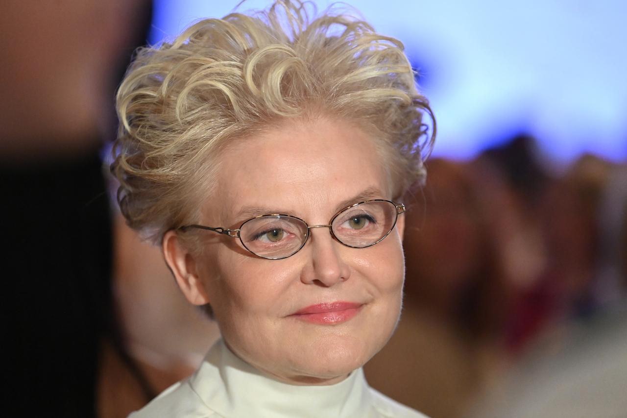 Малышева перечислила правила выплаты больничного пособия