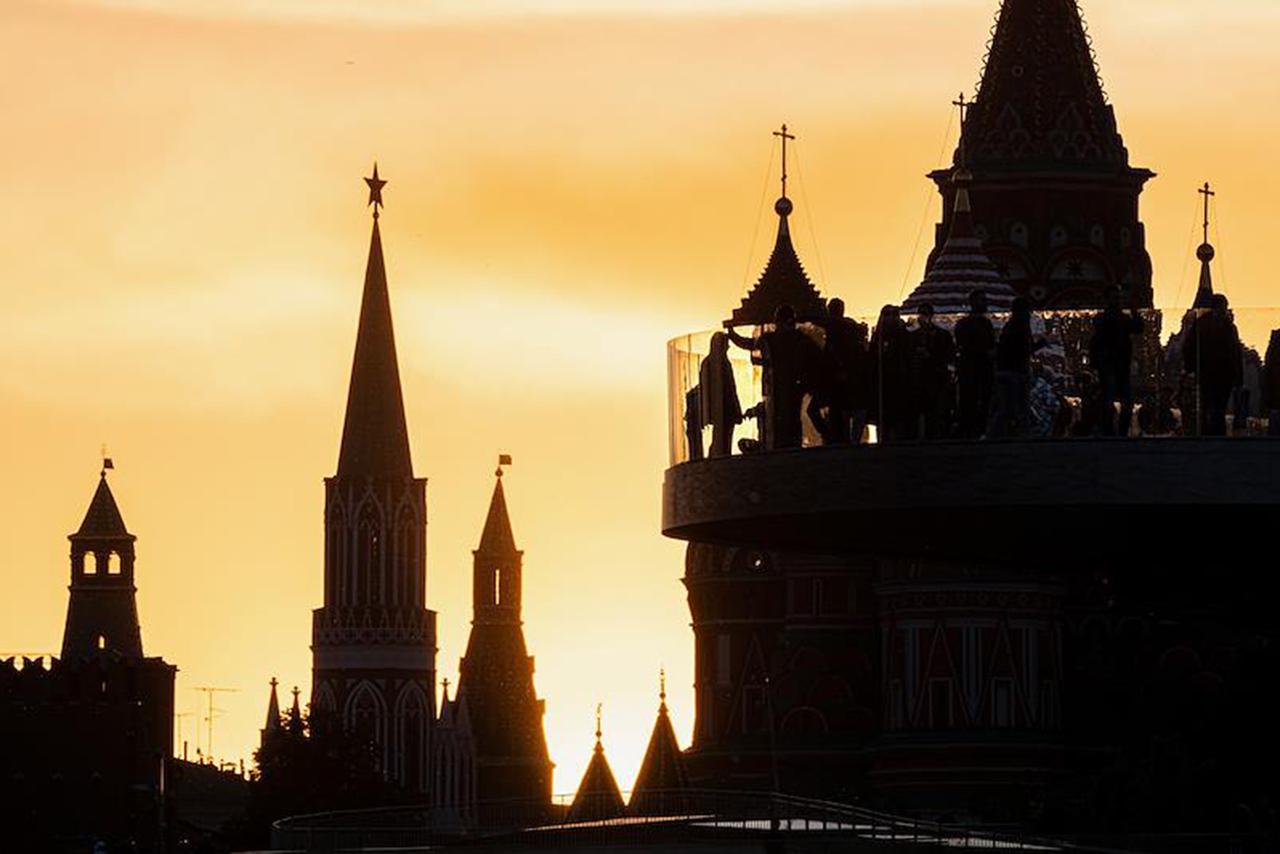 Москвичам пообещали теплую погоду на День города