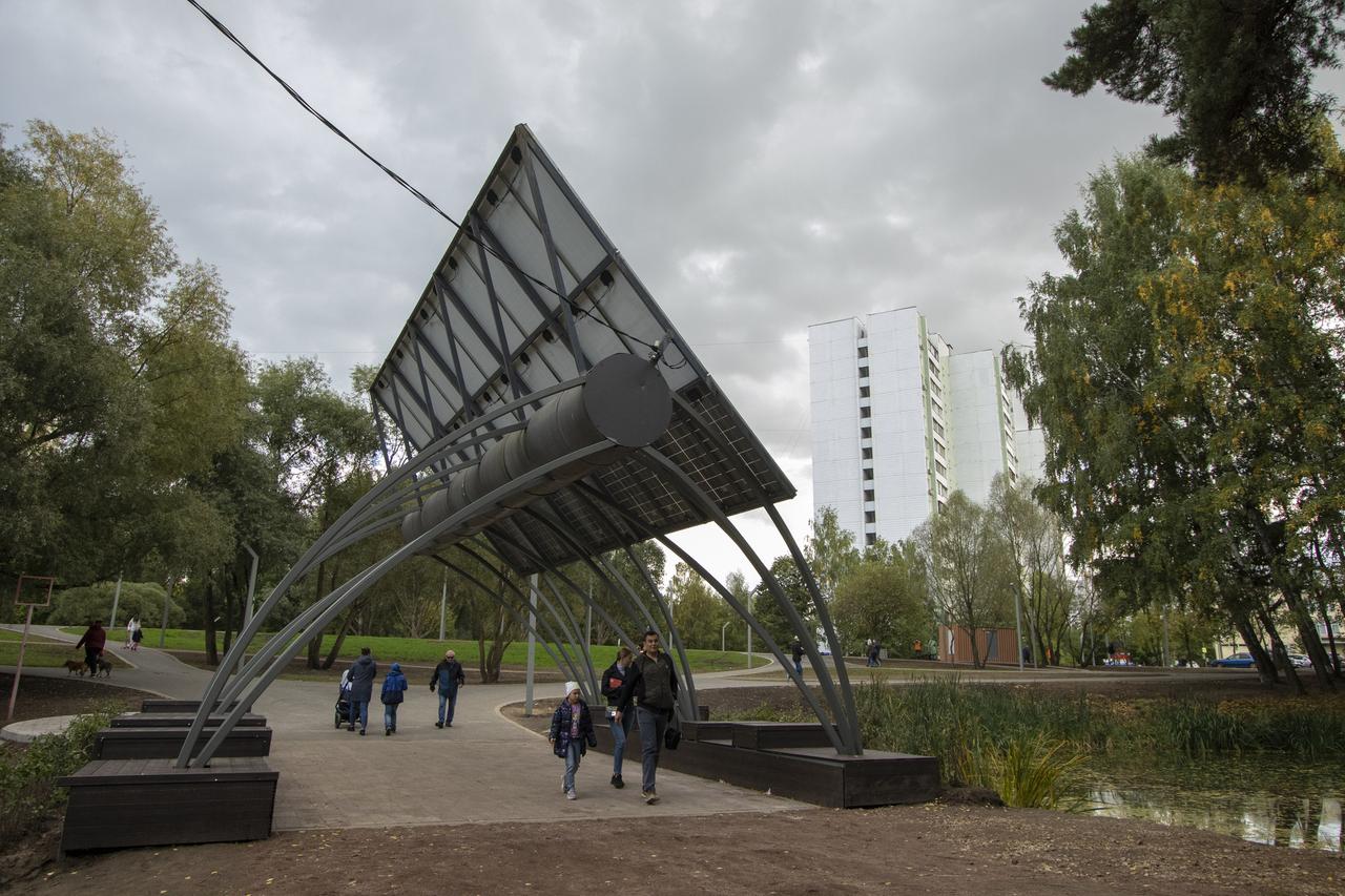 Москвич сравнил жизнь на окраине столицы с центром города