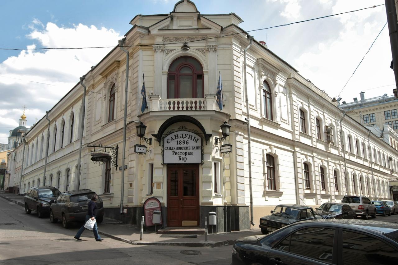 Раскрыта история разделения знаменитой московской бани на мужскую и женскую