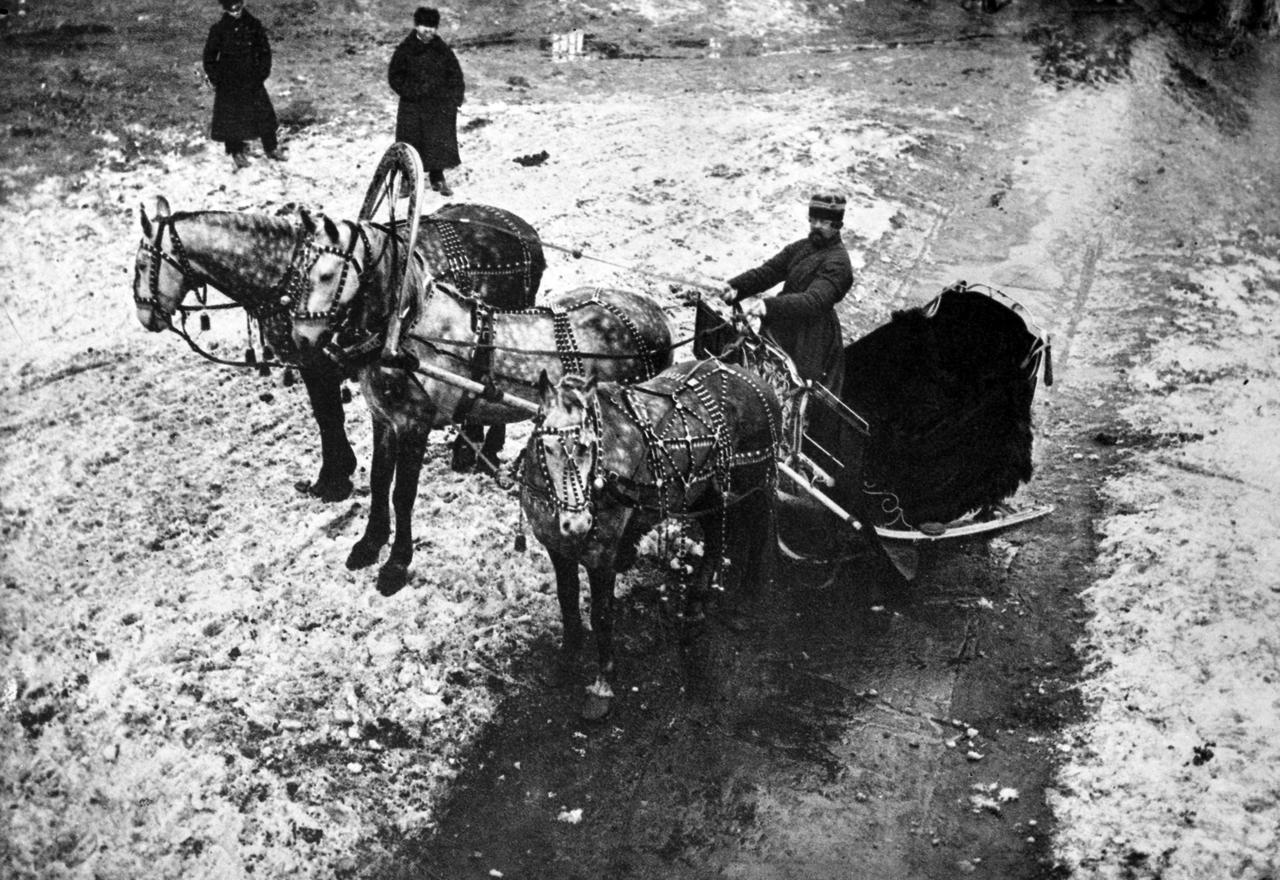 Стала известна история появления популярной ругательной фразы