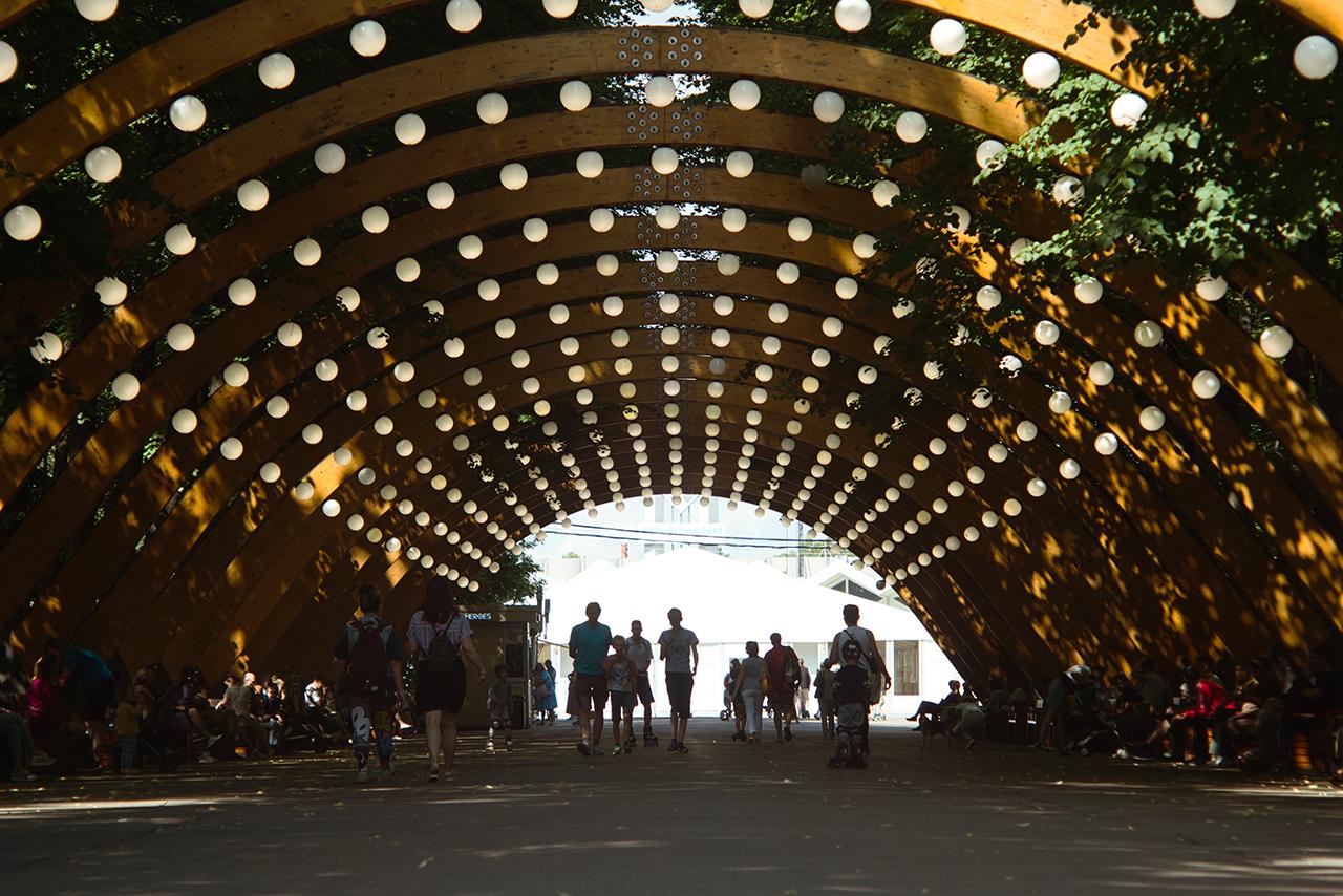 Популярная актриса назвала любимые и нелюбимые места в Москве