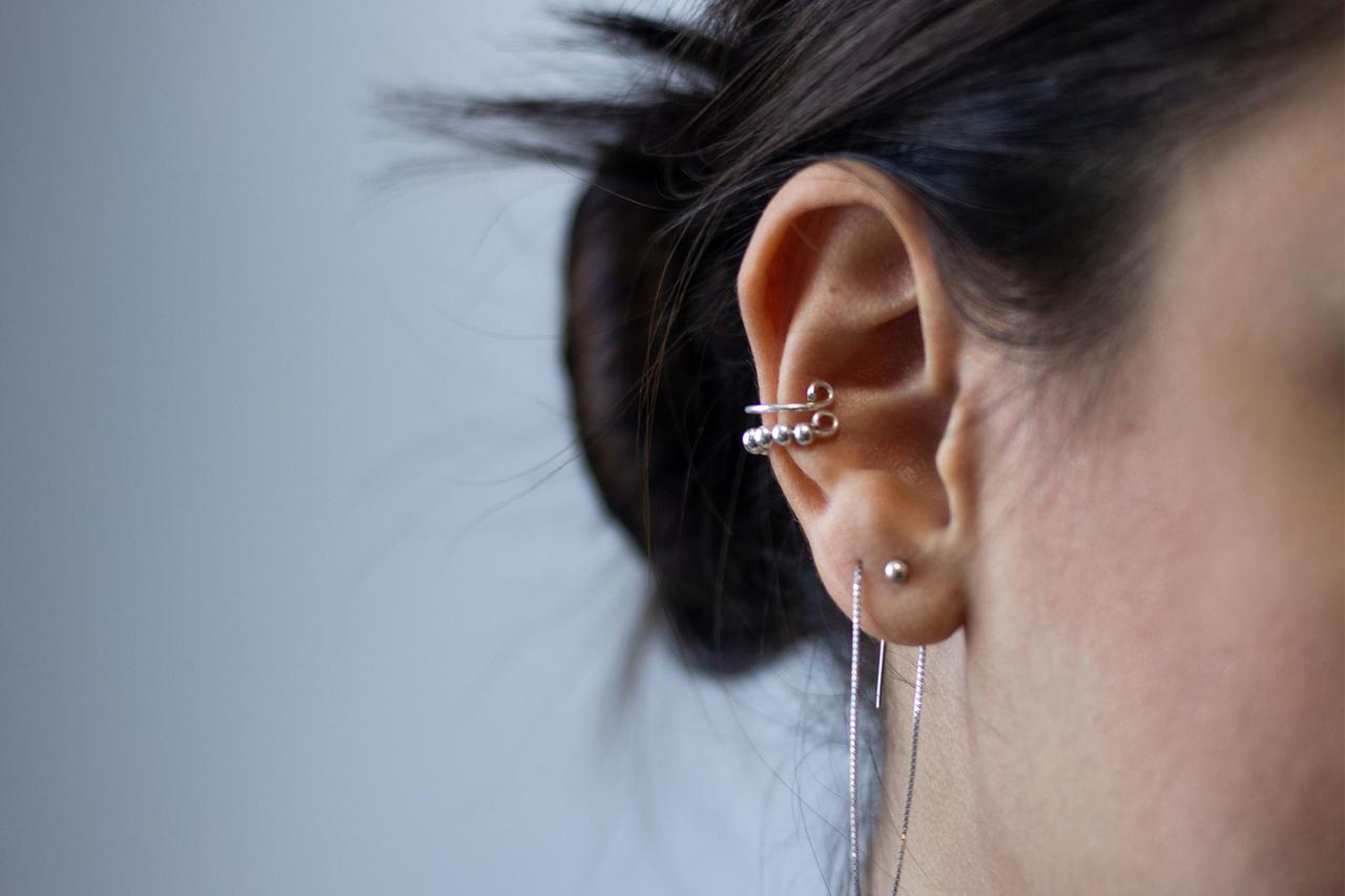 Врач перечислил причины потери слуха у подростков