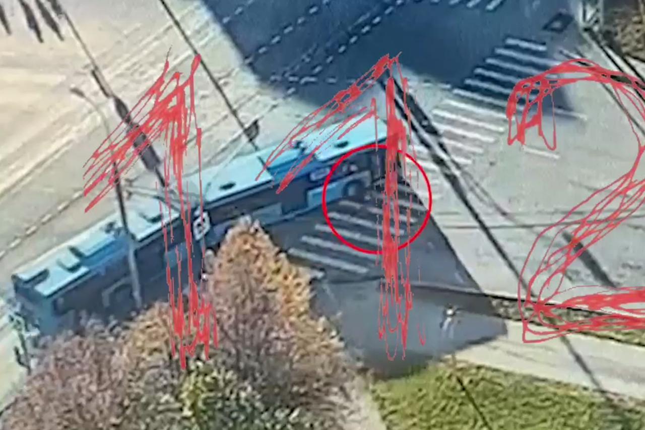 Семье погибшего под колесами автобуса ребенка в Москве окажут помощь