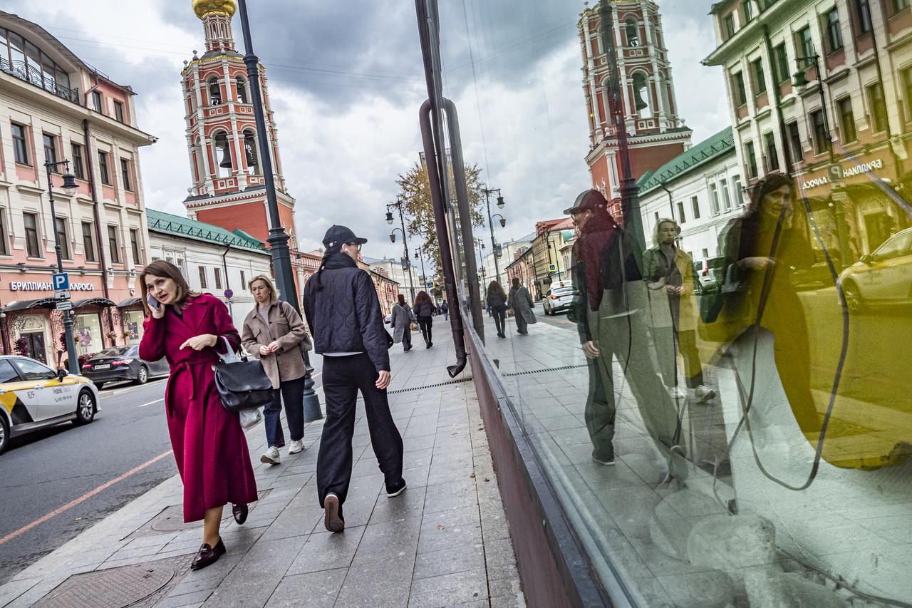 Москвичей предупредили о скачках давления на выходных