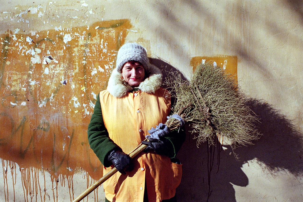 Стали известны национальности почти всех дворников советской Москвы