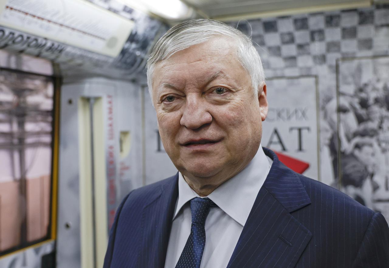 Стало известно о состоянии госпитализированного Анатолия Карпова