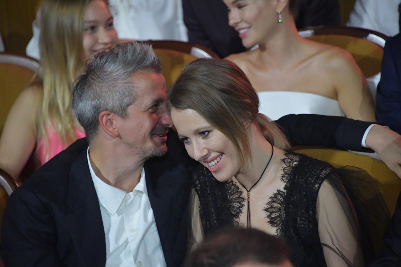 Константин Богомолов публично обратился к Ксении Собчак в ее день рождения 