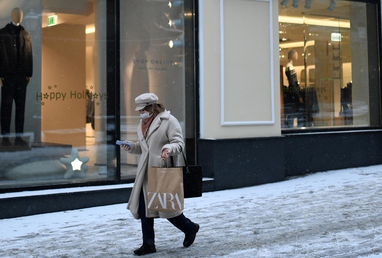 Назван срок открытия магазинов Zara под новым брендом в России